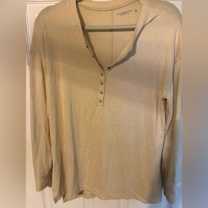 Abercrombie Henley NWOT